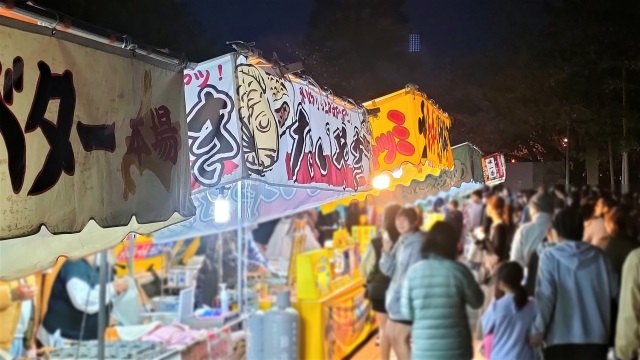 横浜開港祭2025の屋台グルメ完全攻略!出店場所・営業時間・注目メニューまとめ
