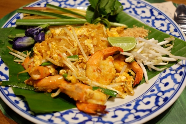 横浜ハンマーヘッド Baan Phadthai（バーンパッタイ）OPENについて解説する記事のイメージアイキャッチ画像