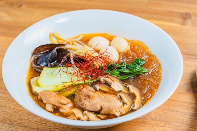 麻辣日和 横浜西口店（薬膳×マーラータン店）がオープン予定